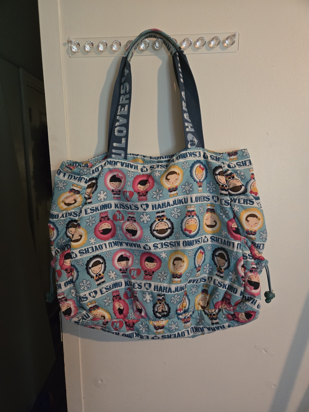 Harajuku Lovers Blue Eskimo Kisses Print Tote